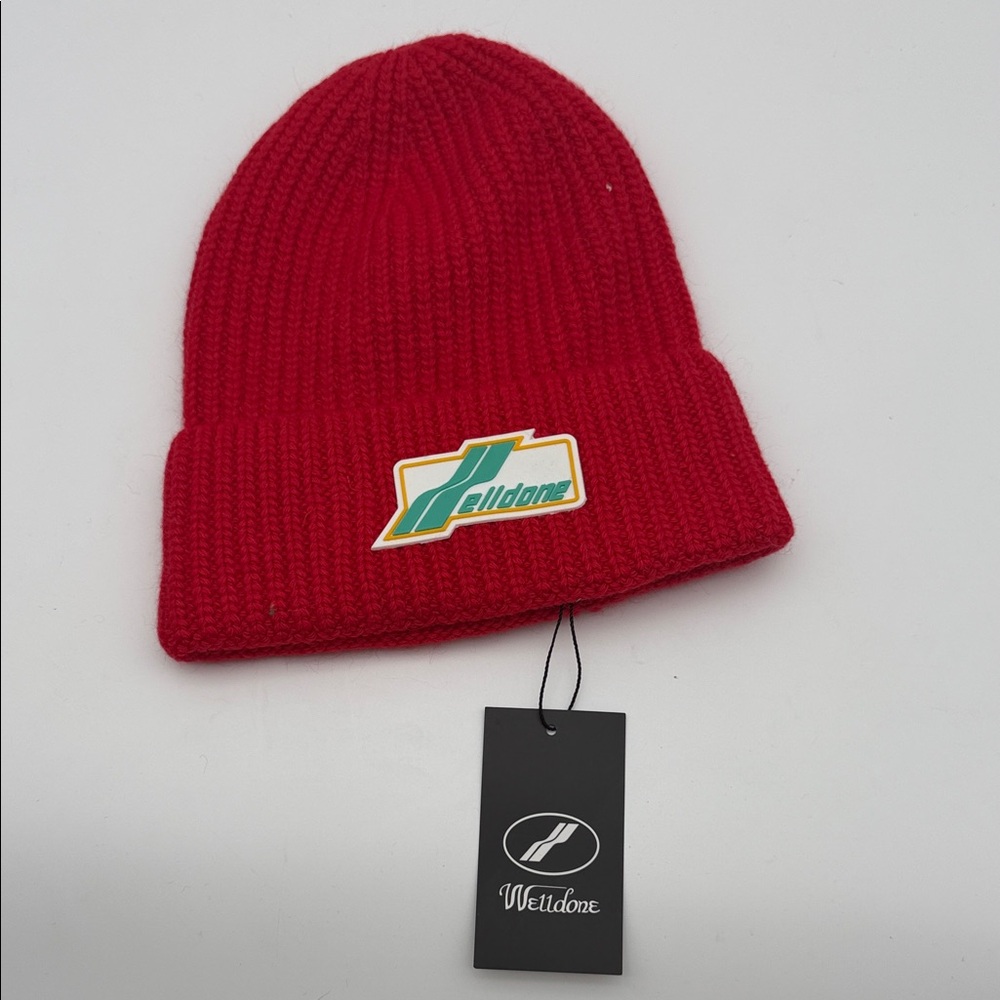 Weildone Red Knit Beanie‎